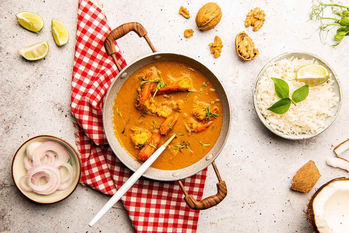 Spicy Prawn And Walnut Curry California Walnuts India