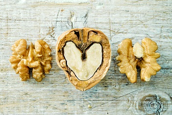 Include walnuts in your diet and Stay Healthy